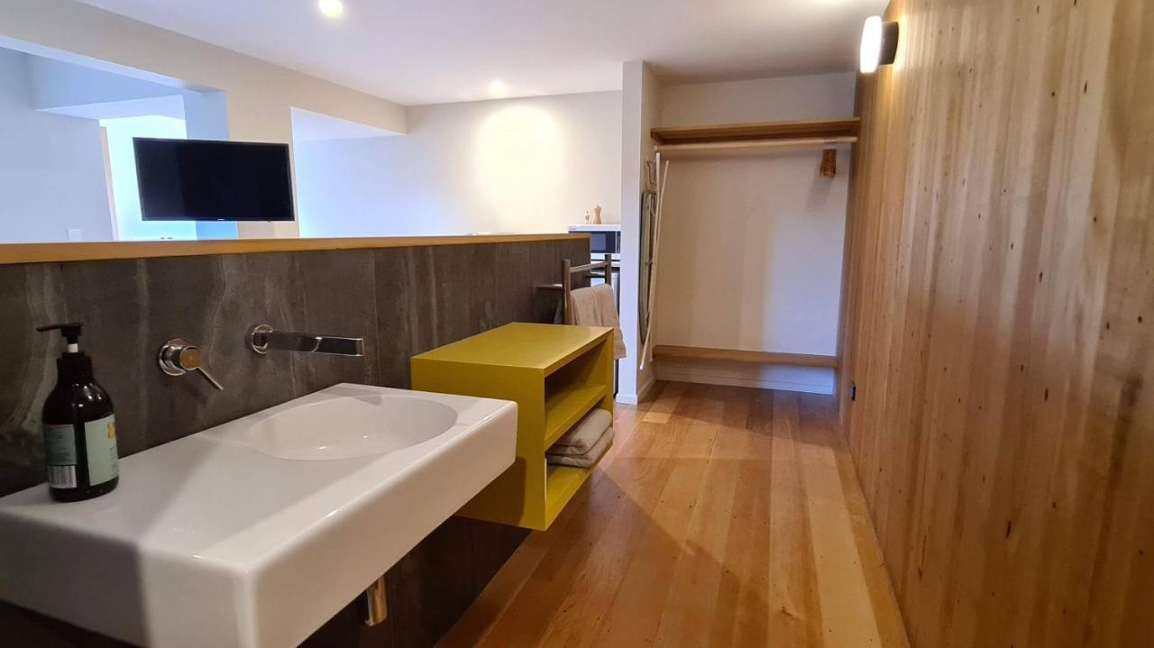 Kowhai Studio -Private Opposite Golf Course In Central Γουανάκα Εξωτερικό φωτογραφία